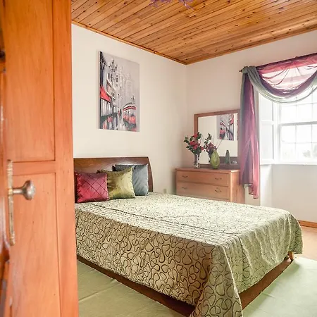 Casa Das Almas Holiday home Santo Espirito